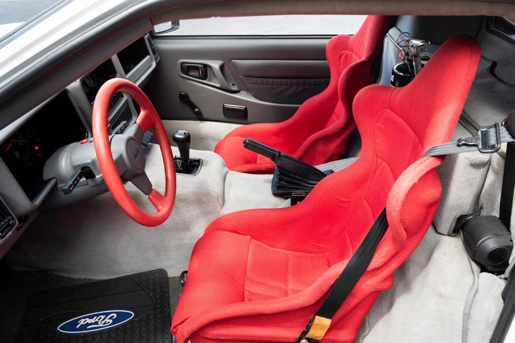 Ford RS200
