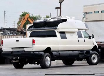 Ford F-750 World Cruiser
