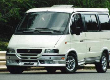ГАЗ-2217 в обвесе Nika