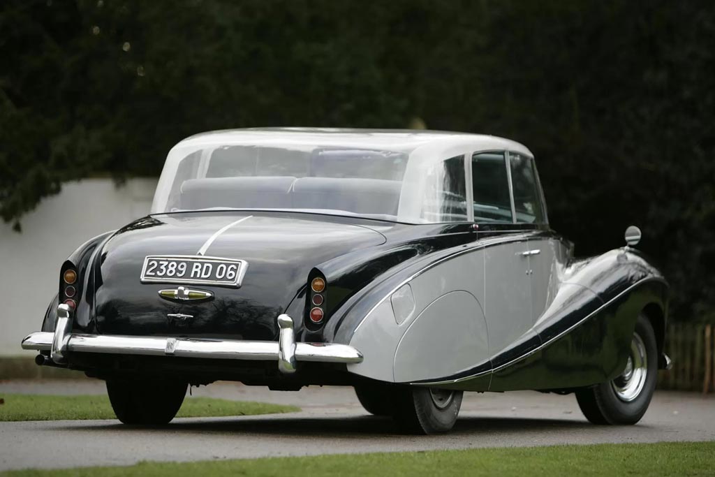 Rolls-Royce Silver Wraith Perspex Top Saloon by Hooper