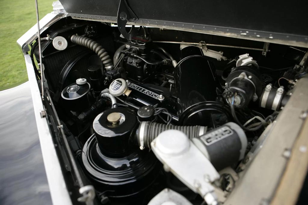 Rolls-Royce Silver Wraith Perspex Top Saloon by Hooper