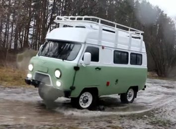 УАЗ-452 на тесте в Германии