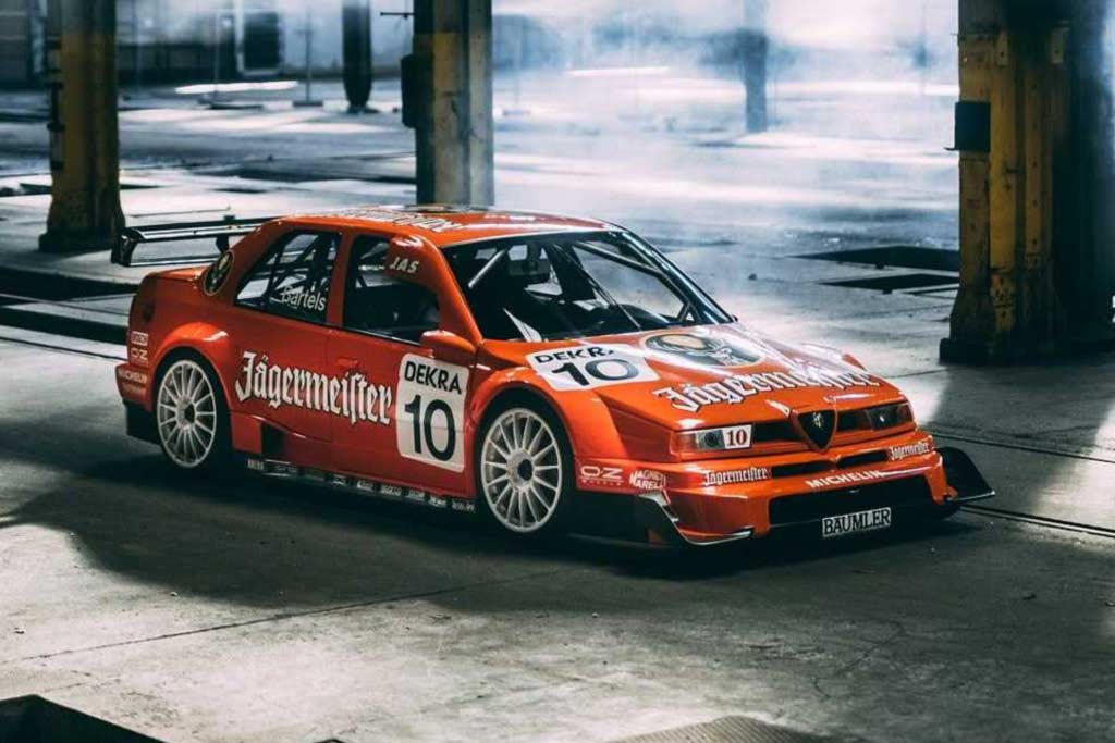 Alfa Romeo 155 V6 TI Jägermeister Гоночную Alfa Romeo 155 V6 TI Jägermeister после реставрации