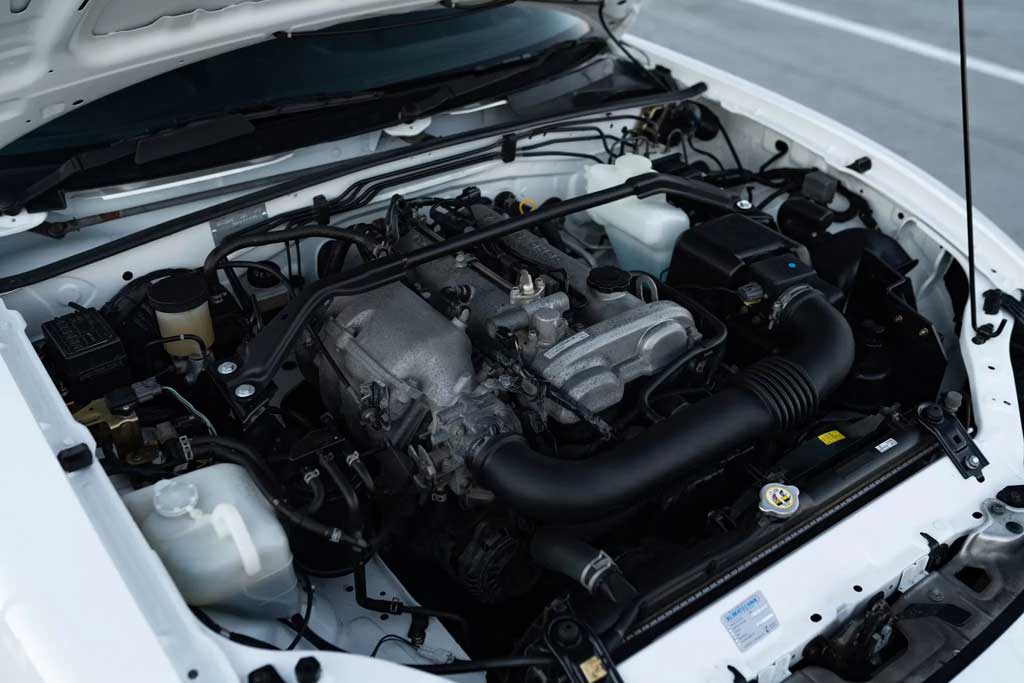 Mazda MX-5 Roadster Coupe