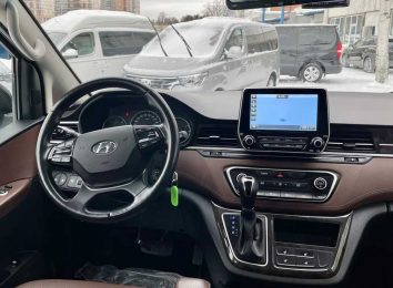 Hyundai H-1