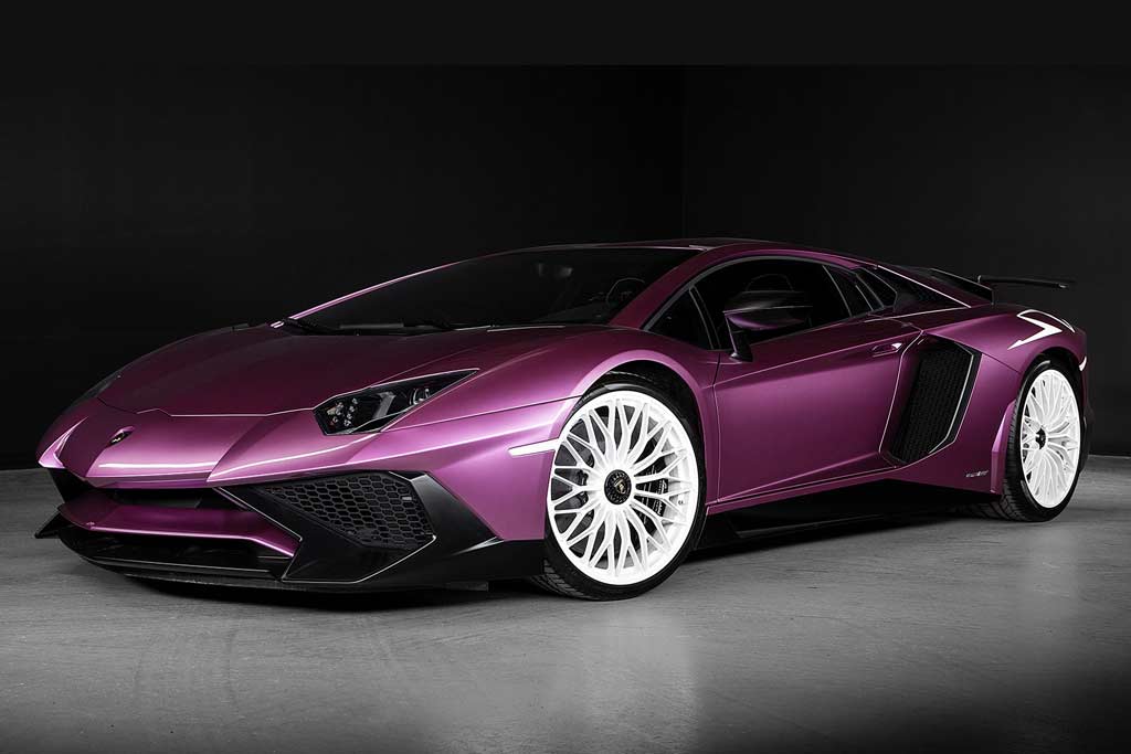 Фиолетовый Aventador LP750-4 SV