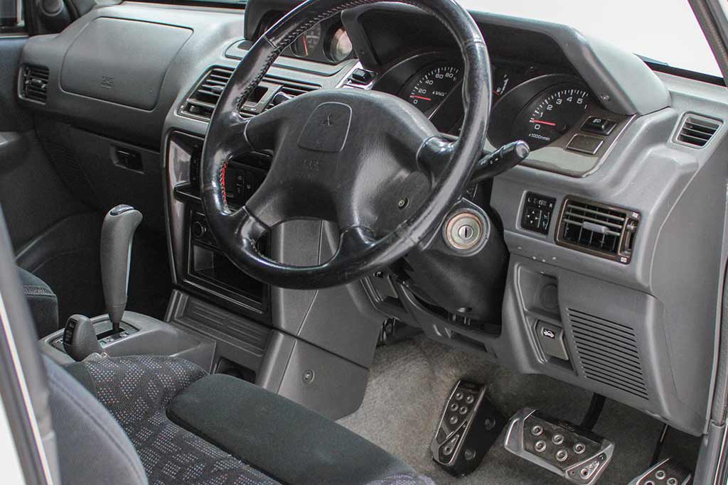 Mitsubishi Pajero Evolution