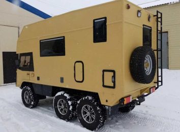 Автодом на базе Pinzgauer 712