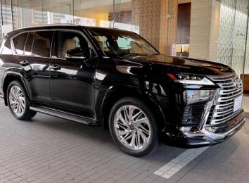 Lexus LX 600
