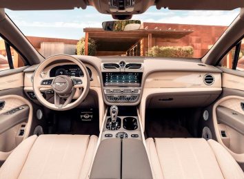 Bentley Bentayga Extended Wheelbase