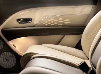 Bentley Bentayga Extended Wheelbase