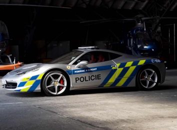 Ferrari 458 Italia для чешской полиции