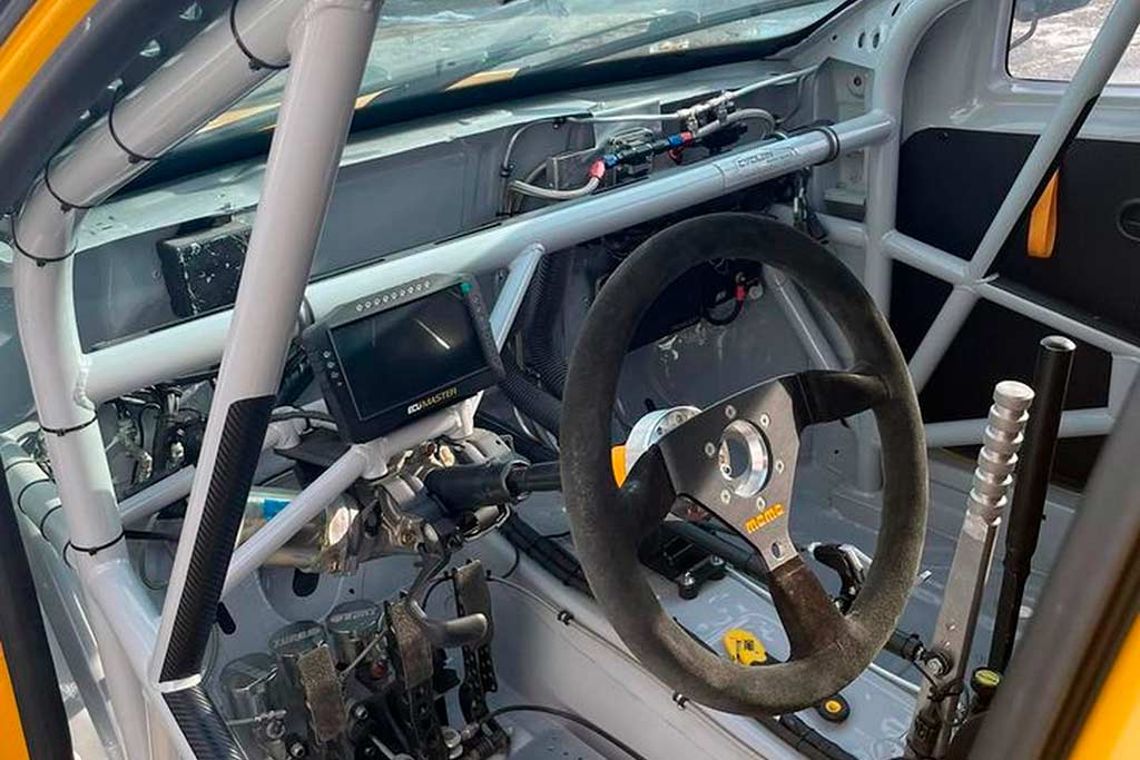 Гоночный Dacia Logan