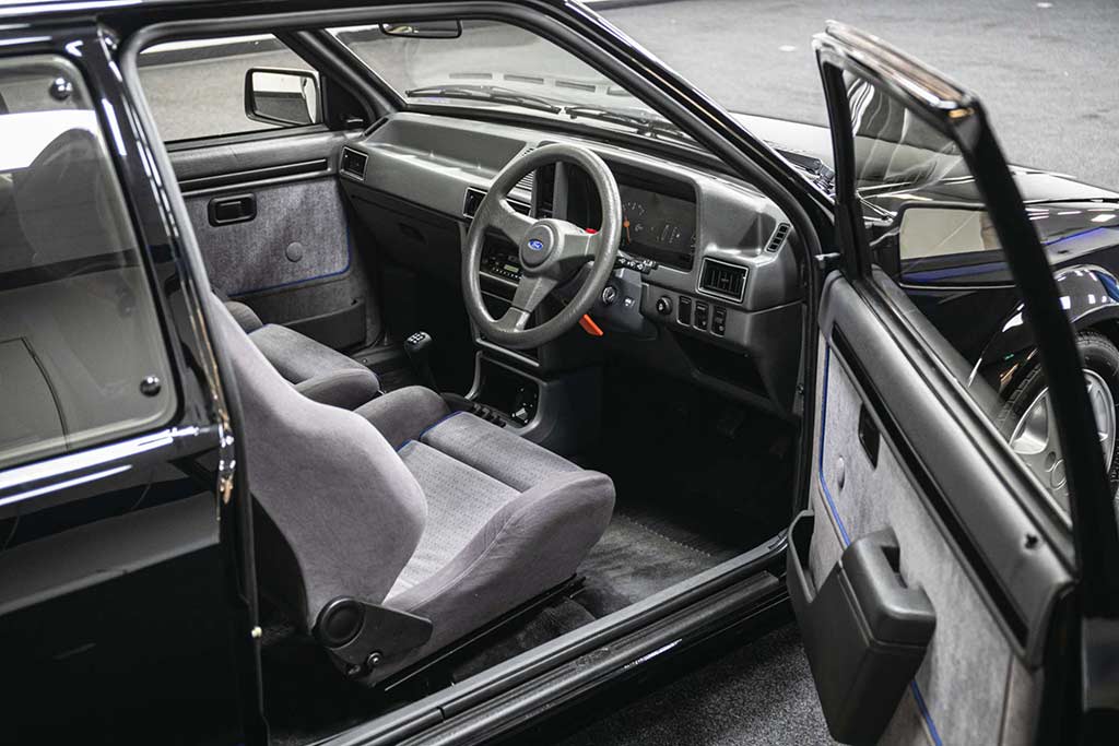 Ford Escort RS Turbo принцессы Дианы