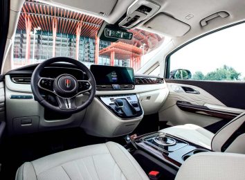 Hongqi HQ9