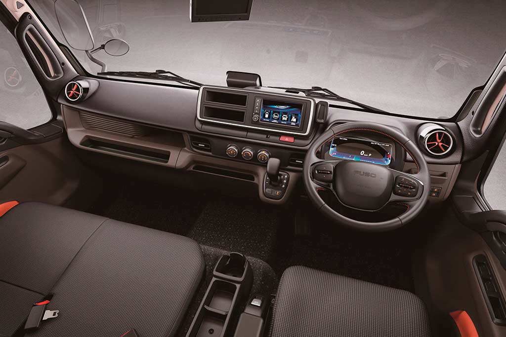 Электрический Mitsubishi eCanter 2 поколения