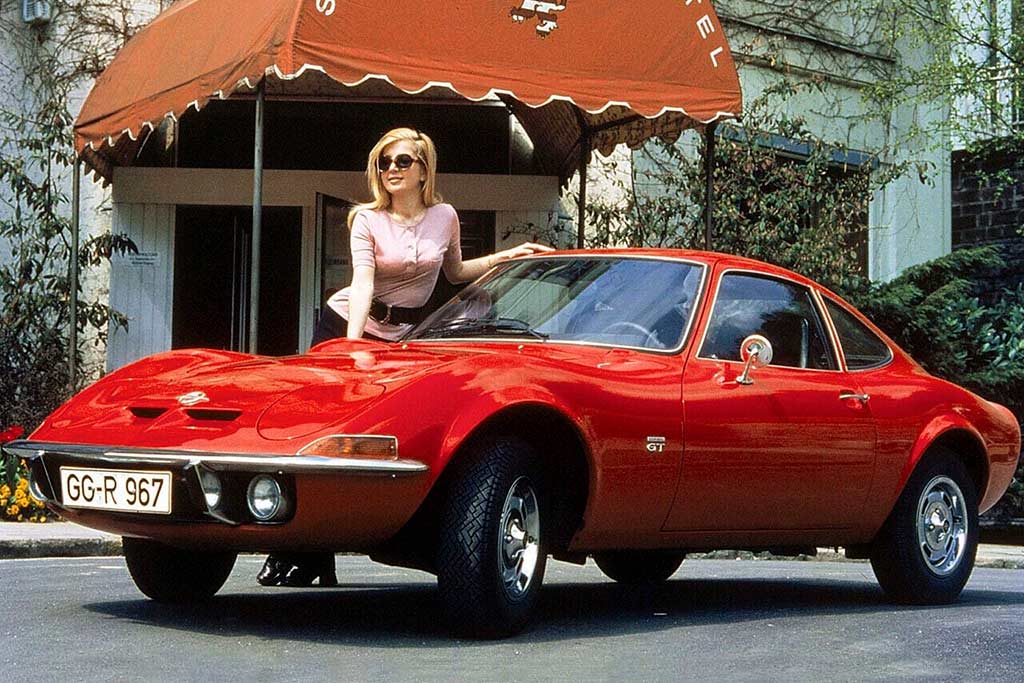Серийный Opel GT