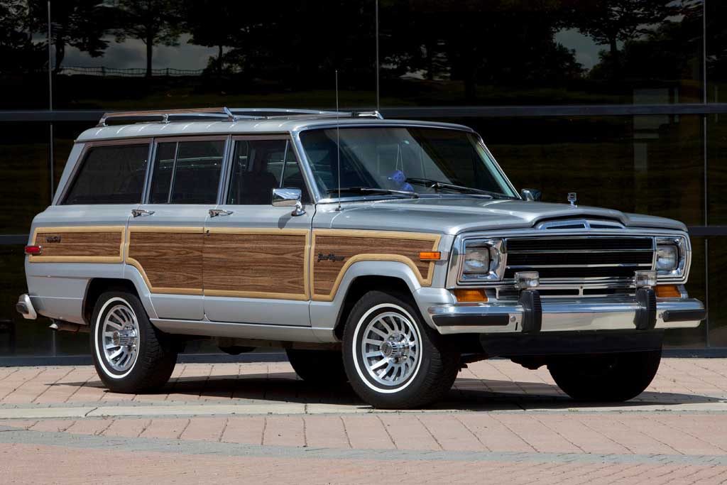 Jeep Grand Wagoneer