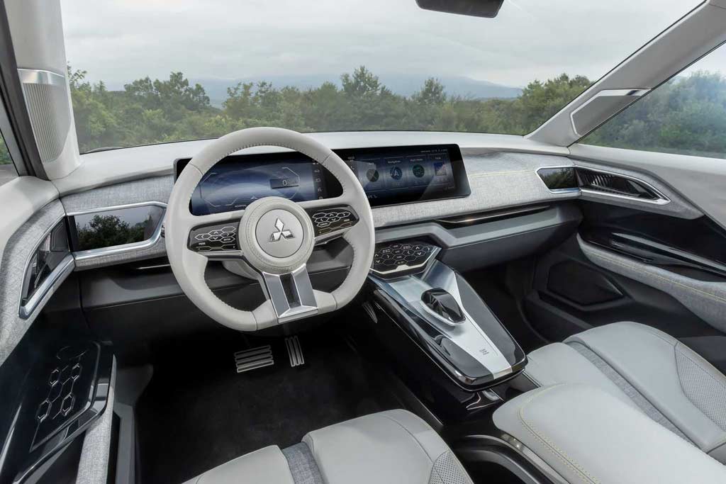 Mitsubishi XFC Concept