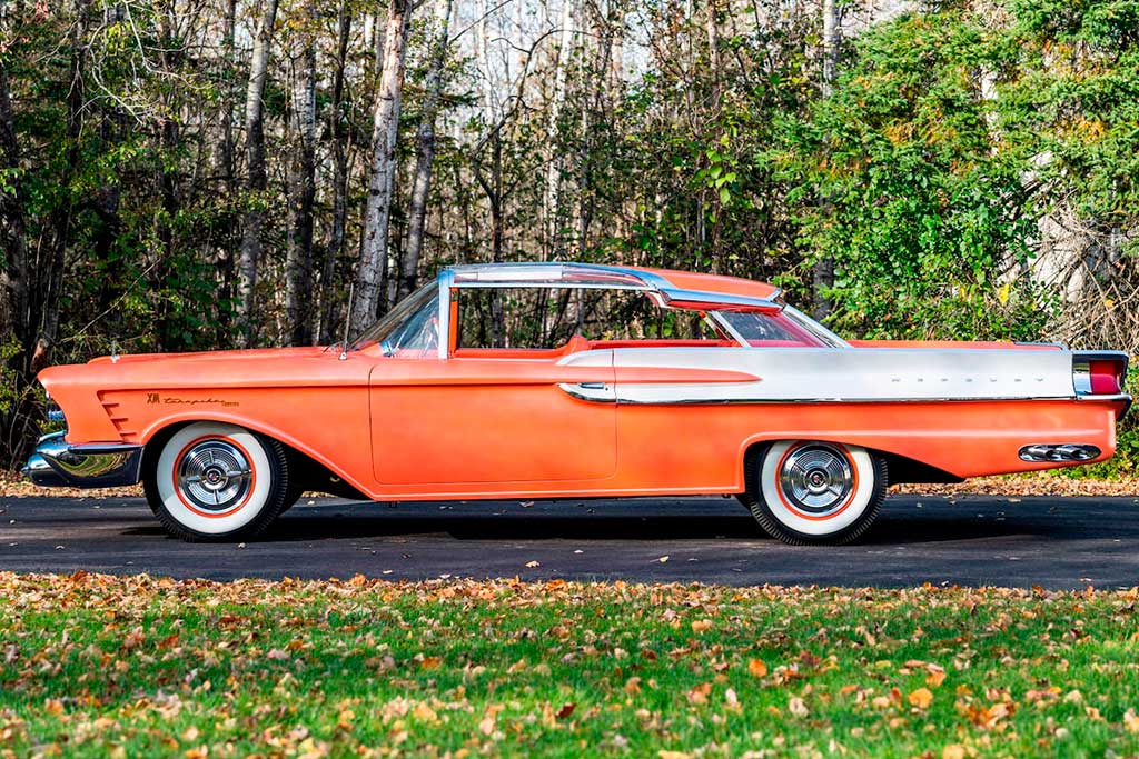 Mercury XM Turnpike Cruiser 1956