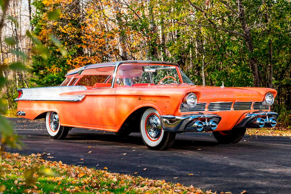 Mercury XM Turnpike Cruiser 1956