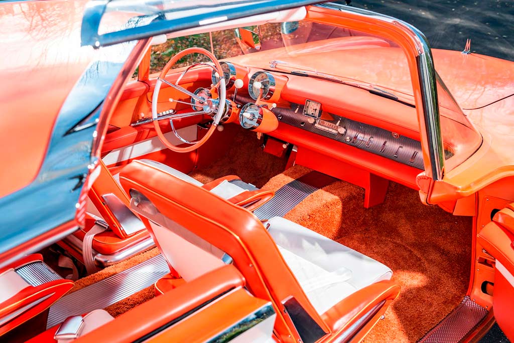 Mercury XM Turnpike Cruiser 1956