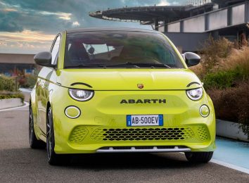 Электрический Abarth 500e