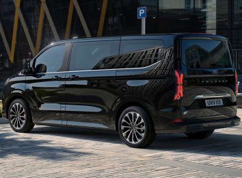 Ford Tourneo Custom 2023