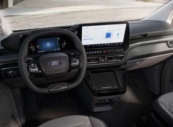 Ford Tourneo Custom 2023