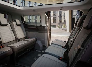 Ford Tourneo Custom 2023