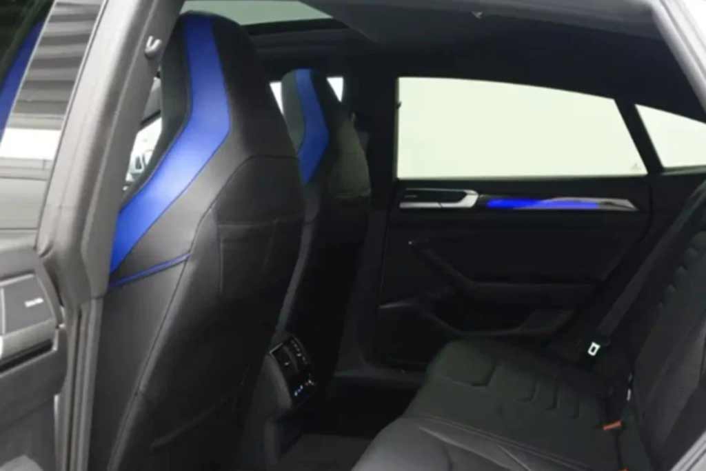 VW Arteon R