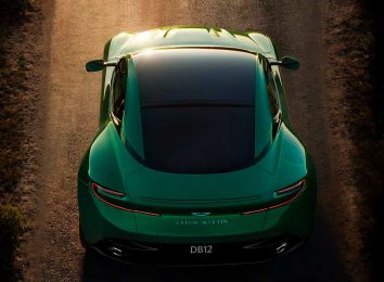 Aston Martin DB12