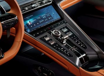 Aston Martin DB12