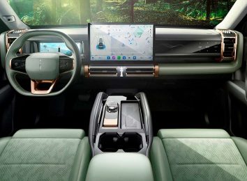 iCar 03