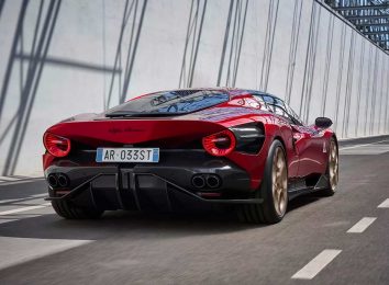 Alfa Romeo 33 Stradale 2024