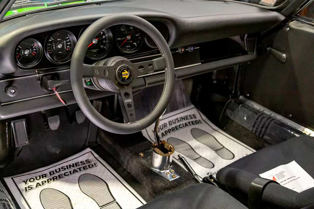 Рестомод Porsche 911 RSR от Design Velke