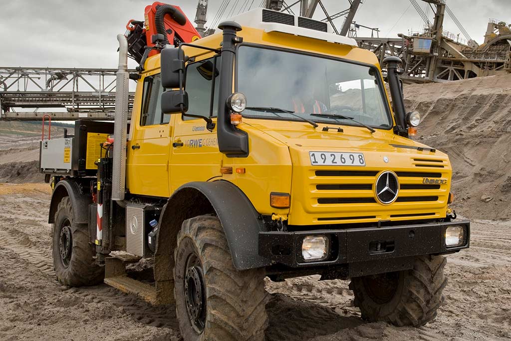 Mercedes-Benz Unimog U 5000