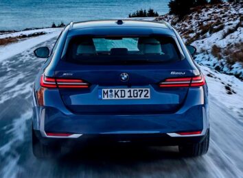 BMW 5-Series Touring G60