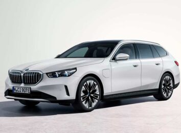 BMW 5-Series Touring G60
