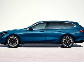 BMW 5-Series Touring G60