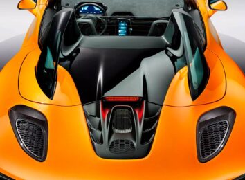 McLaren Artura Spider