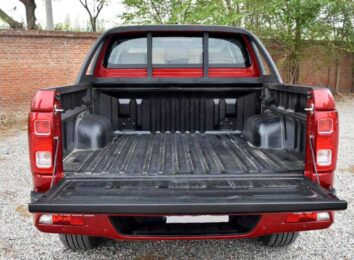 JAC T8