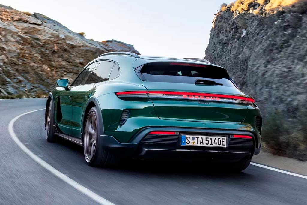Porsche Taycan 2025