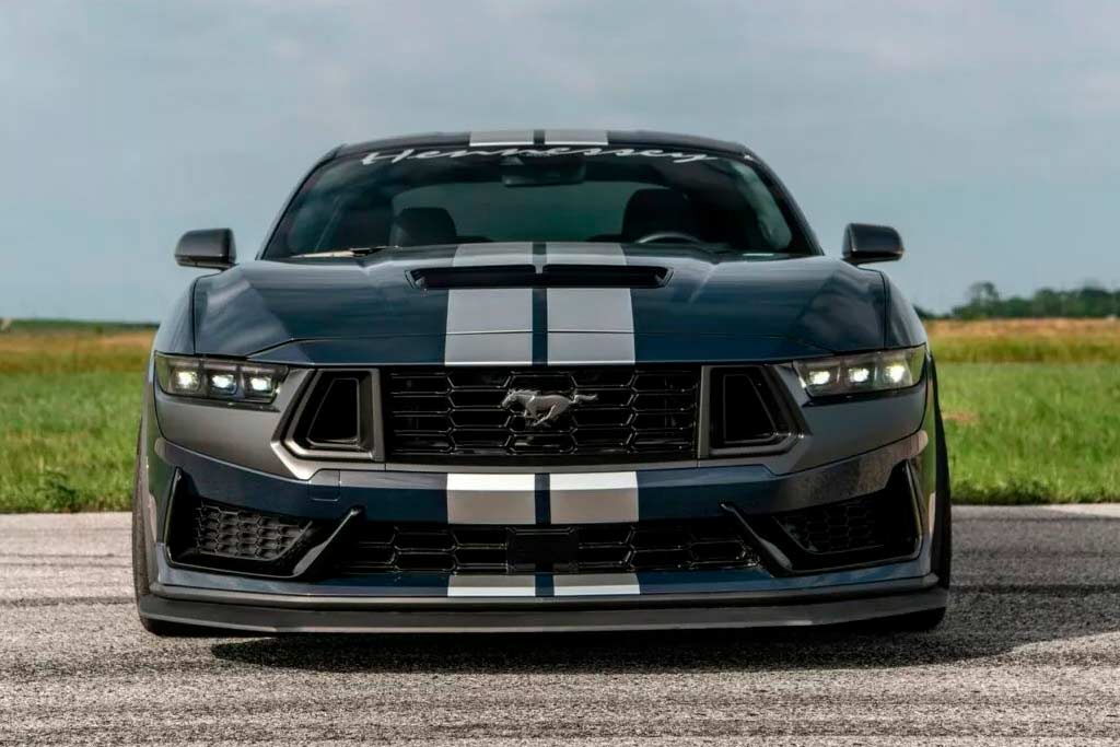 Hennessey H850 Mustang Dark Horse