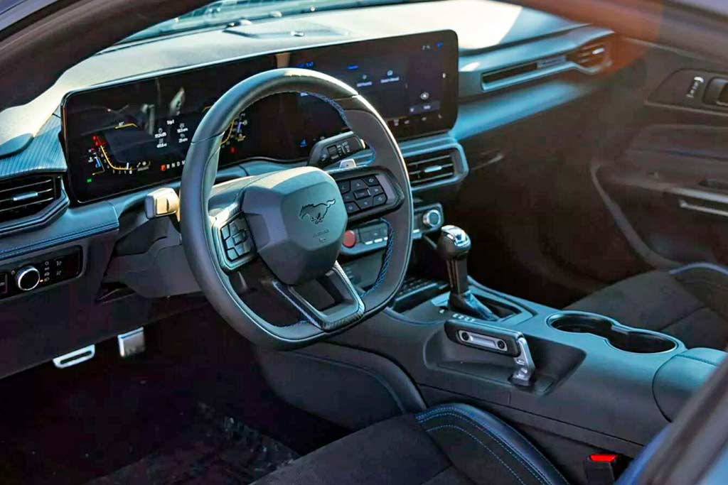 Hennessey H850 Mustang Dark Horse