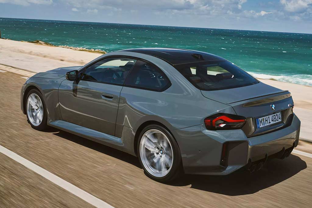 BMW M2 2025