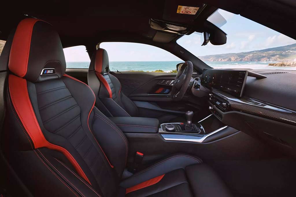 BMW M2 2025