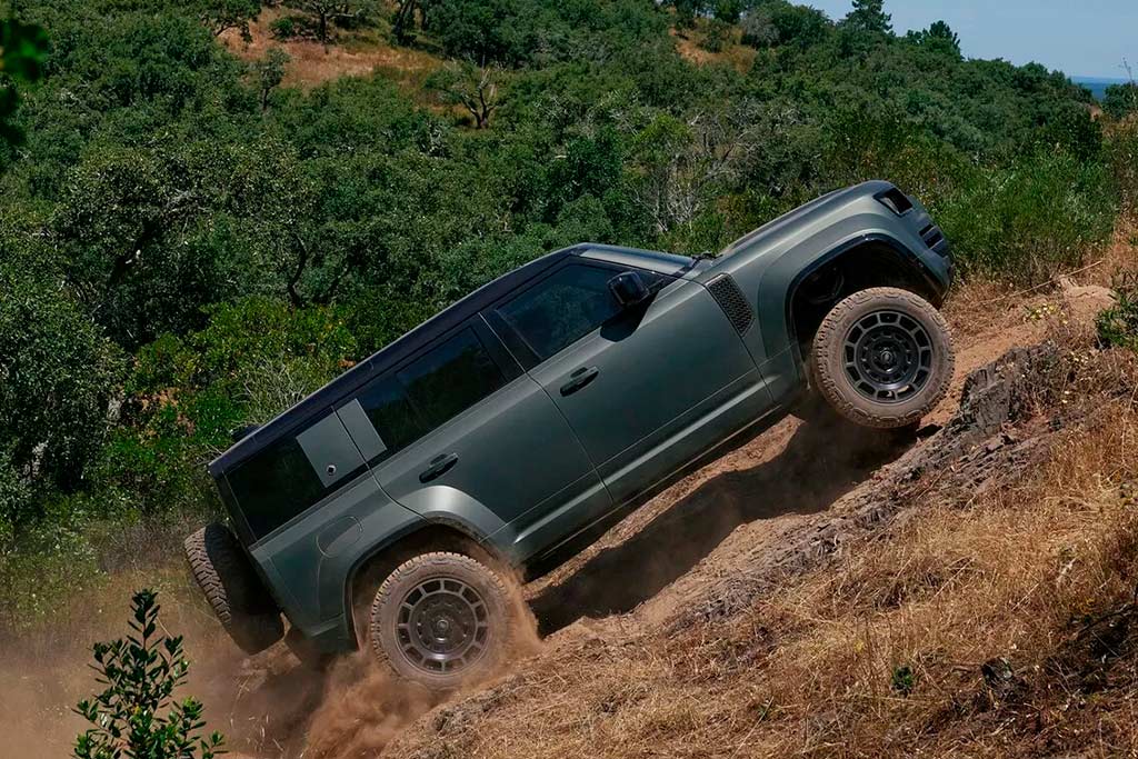 Land Rover Defender Octa
