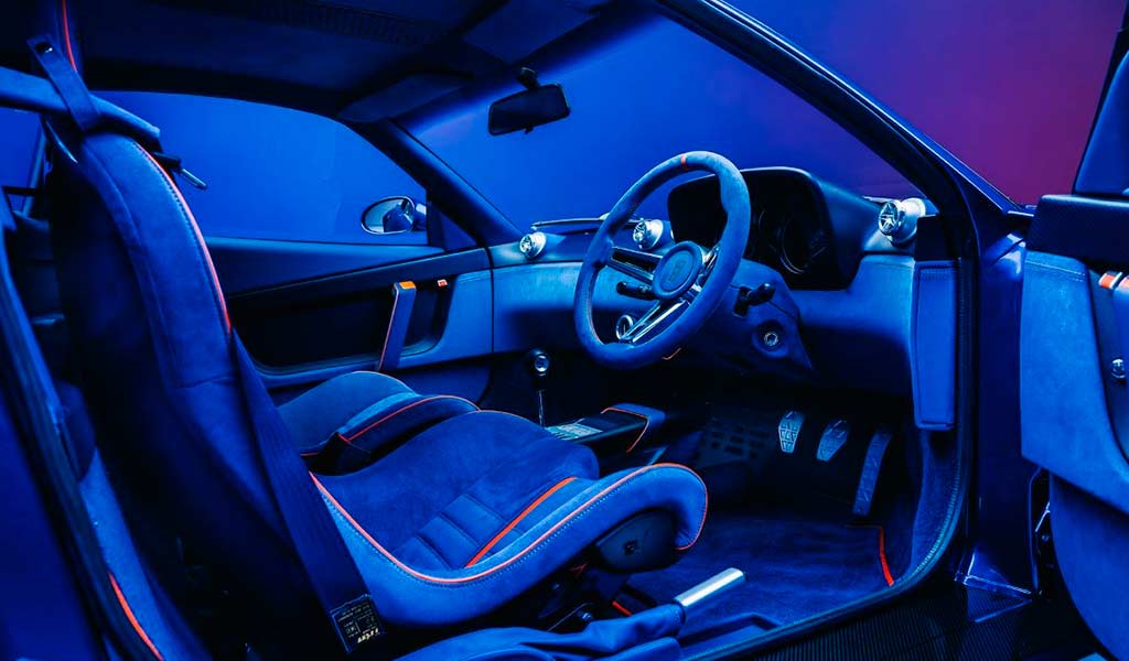 Рестомод Ferrari F355 от Evoluto
