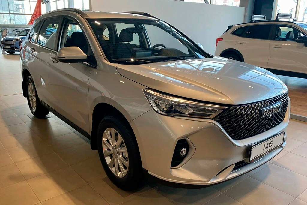 Серый Haval M6